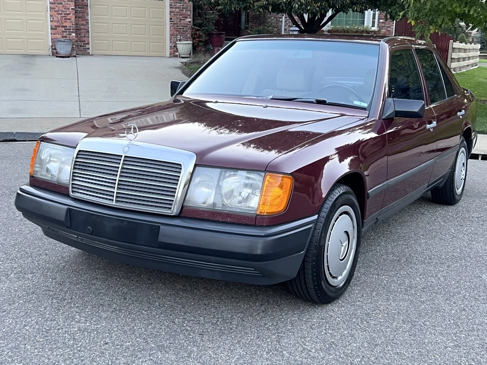 1987 Mercedes-Benz W124 E-Class - Image 4 of 31