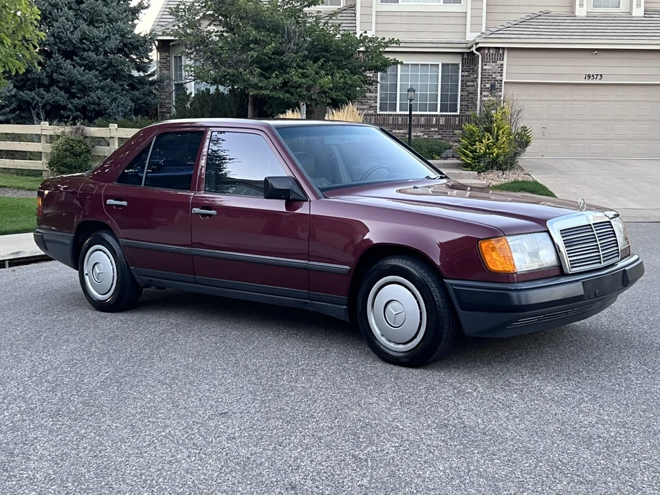 1987 Mercedes-Benz W124 E-Class - Image 15 of 31