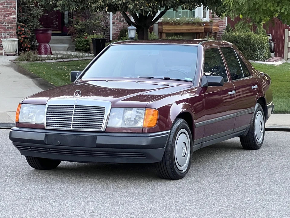 1987 Mercedes-Benz W124 E-Class - Image 6 of 31