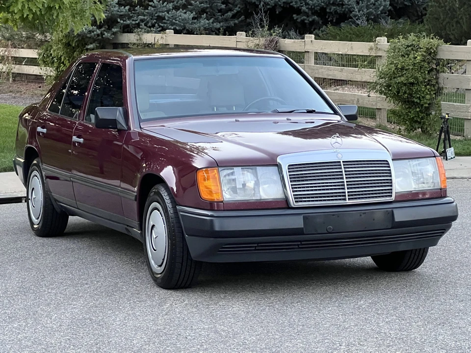 1987 Mercedes-Benz W124 E-Class - Image 10 of 31