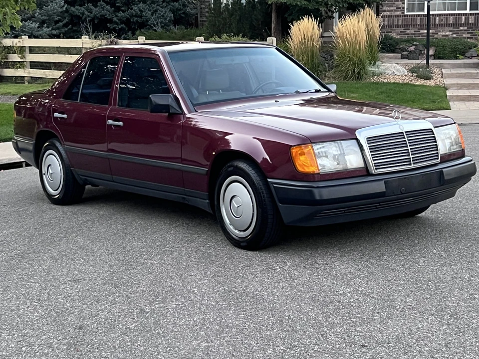 1987 Mercedes-Benz W124 E-Class - Image 13 of 31