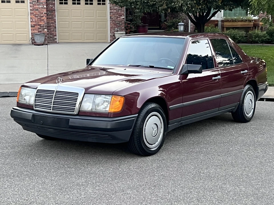 1987 Mercedes-Benz W124 E-Class - Image 7 of 31