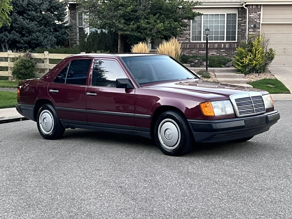 1987 Mercedes-Benz W124 E-Class - Image 14 of 31