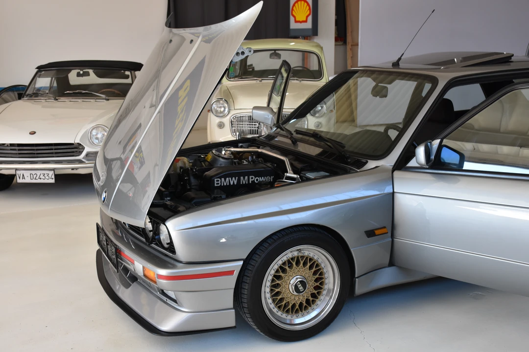 1988 BMW E30 M3 - Image 18 of 31