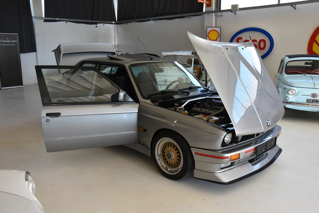 1988 BMW E30 M3 - Image 14 of 31