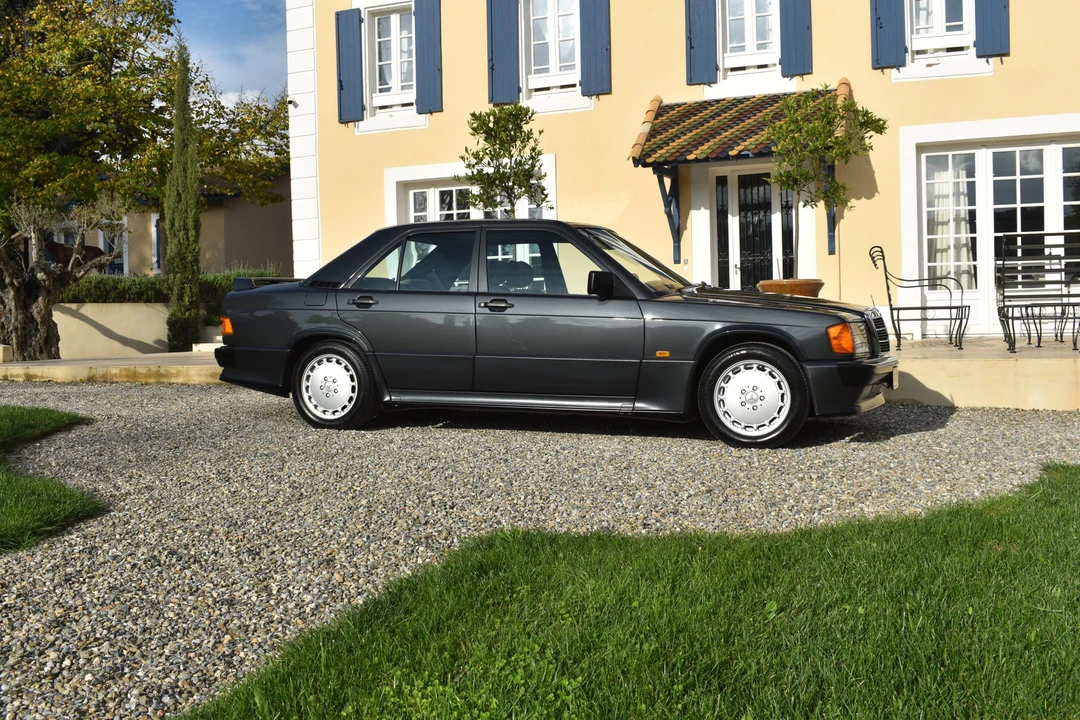 1988 Mercedes-Benz 190E 2.3-16 & 2.5-16 - Image 20 of 31