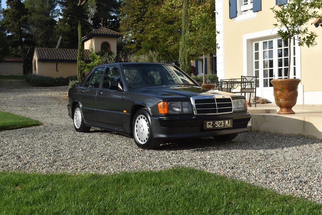 1988 Mercedes-Benz 190E 2.3-16 & 2.5-16 - Image 24 of 31