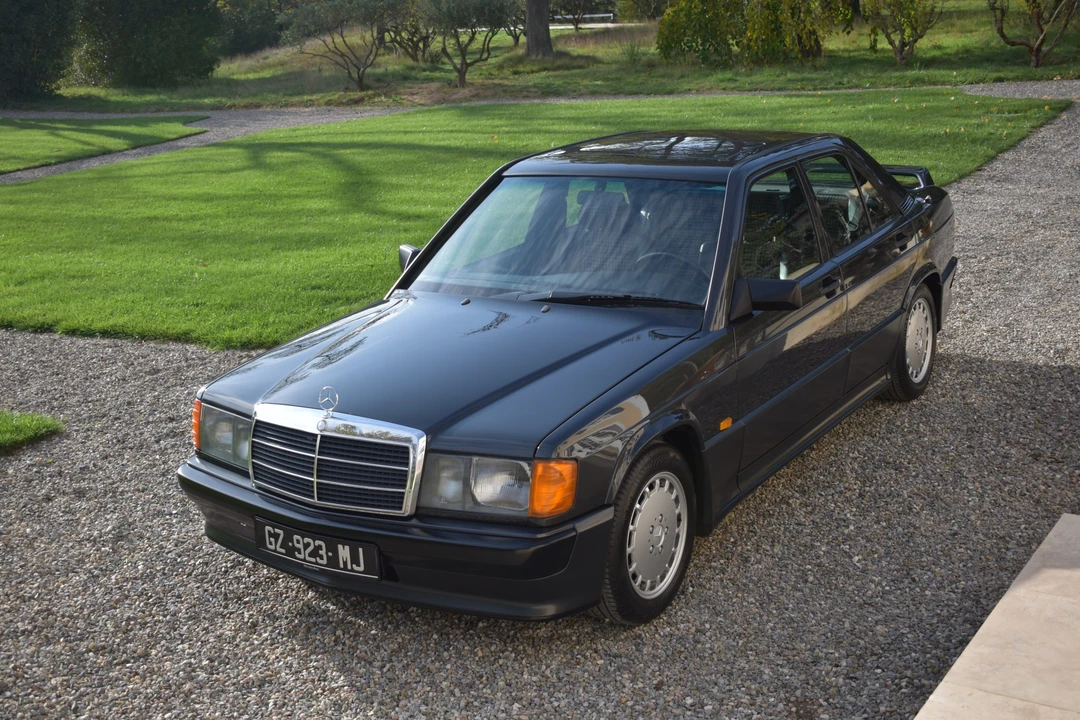 1988 Mercedes-Benz 190E 2.3-16 & 2.5-16 - Image 7 of 31