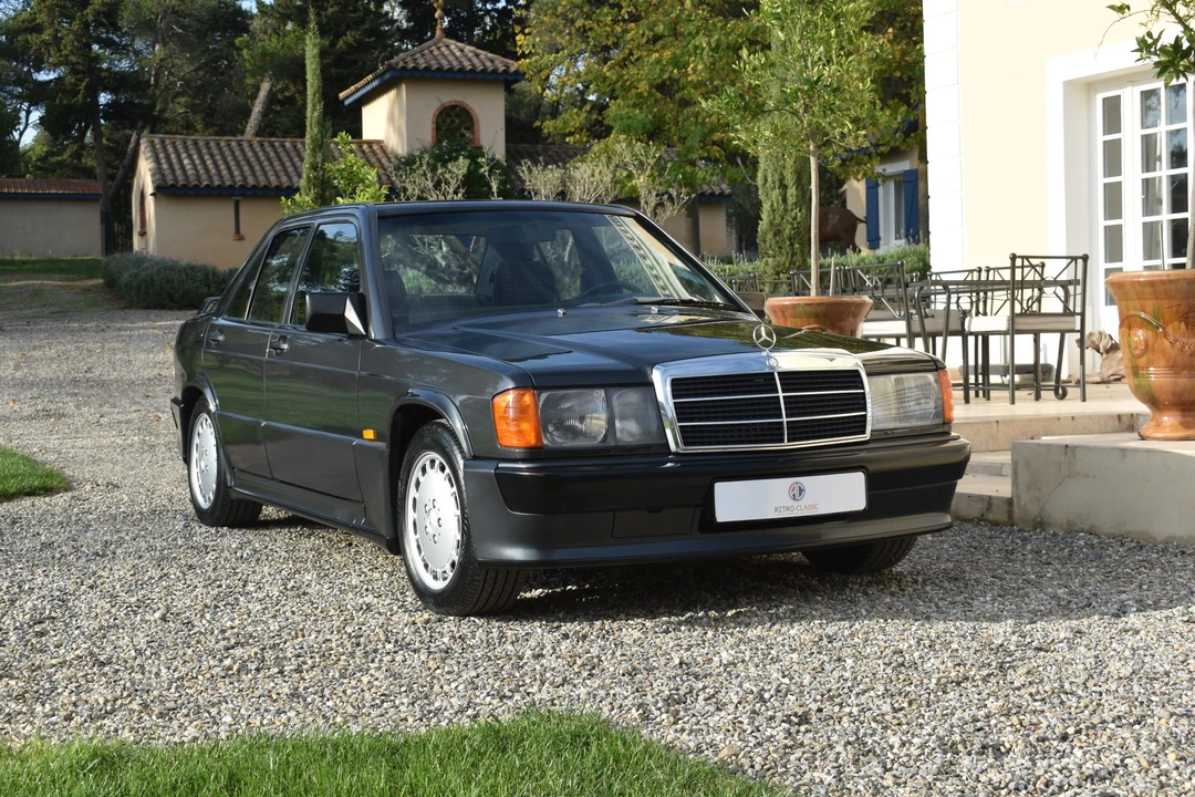 1988 Mercedes-Benz 190E 2.3-16 & 2.5-16 - Image 29 of 31