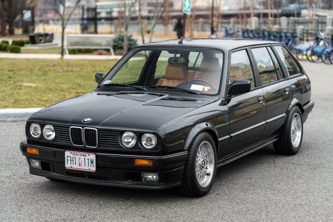 1989 BMW E30 3 Series - Image 2 of 31