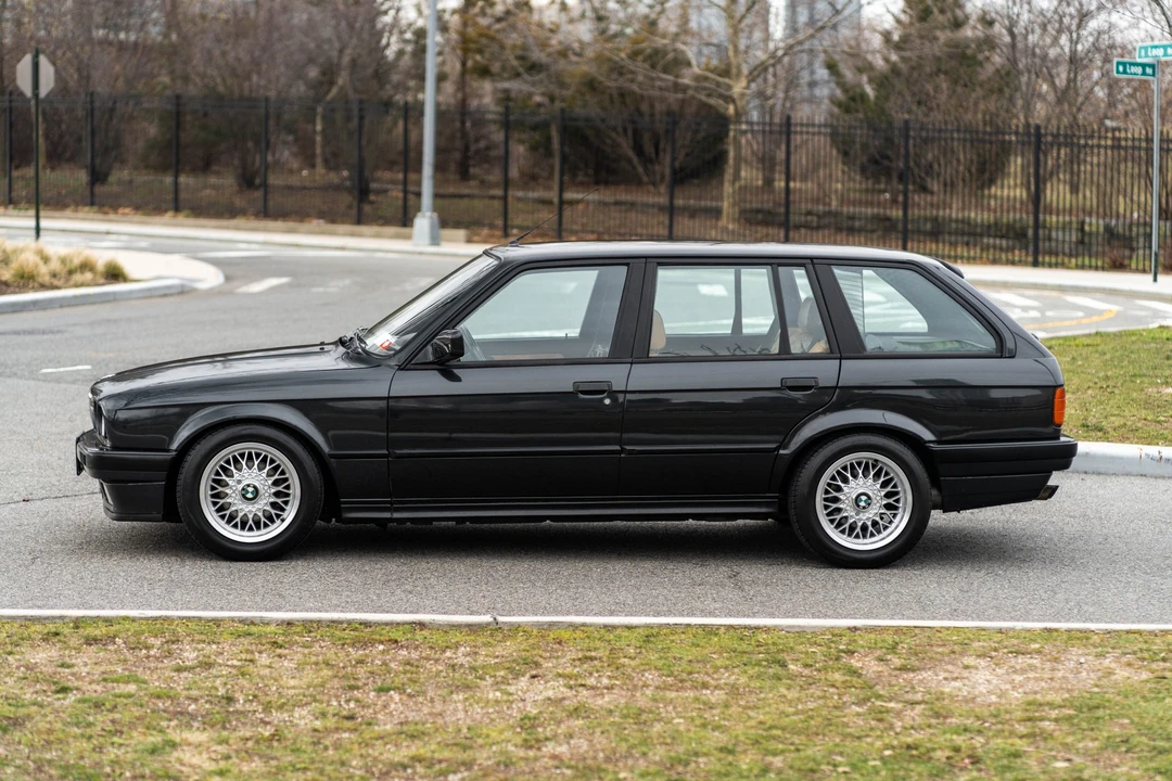 1989 BMW E30 3 Series - Image 3 of 31