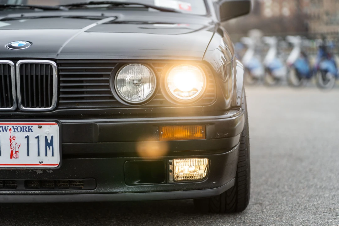 1989 BMW E30 3 Series - Image 14 of 31