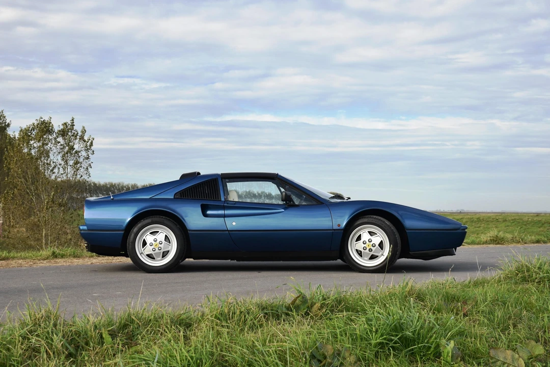 1989 Ferrari 328 GTS - Image 8 of 31