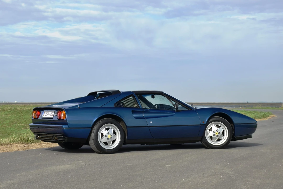 1989 Ferrari 328 GTS - Image 9 of 31