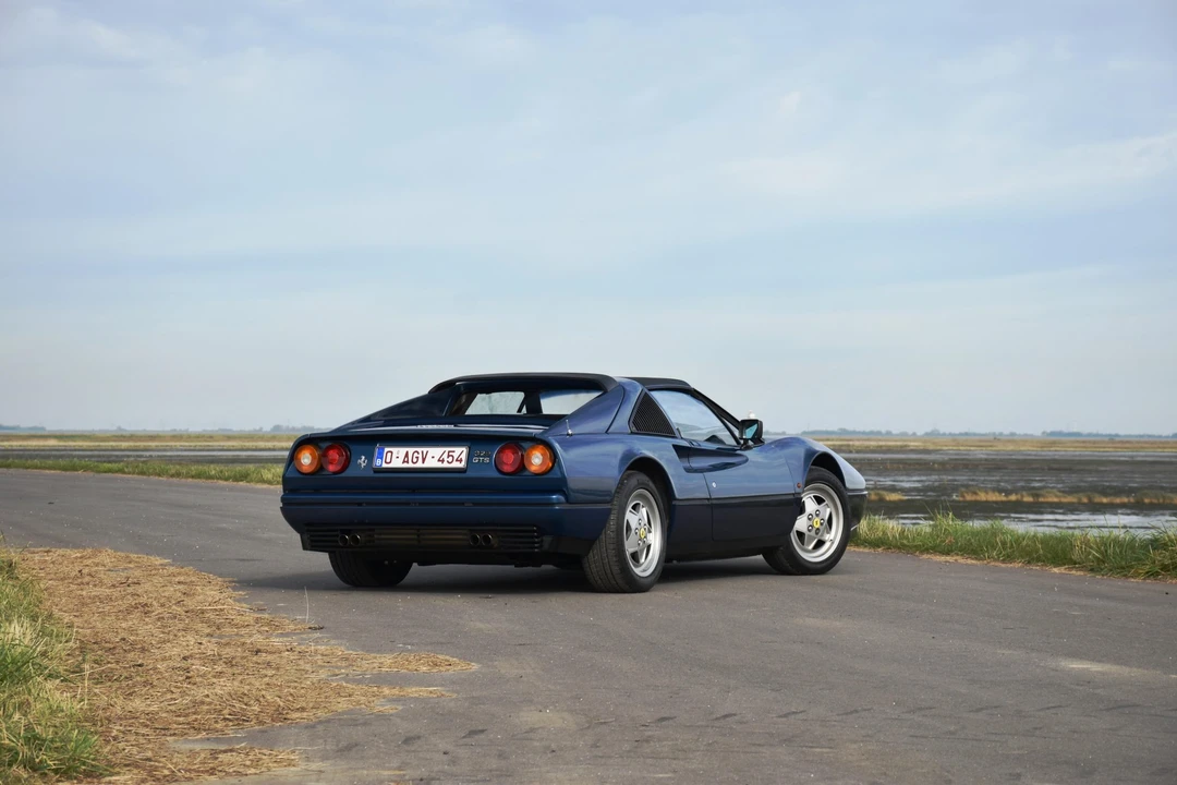 1989 Ferrari 328 GTS - Image 11 of 31