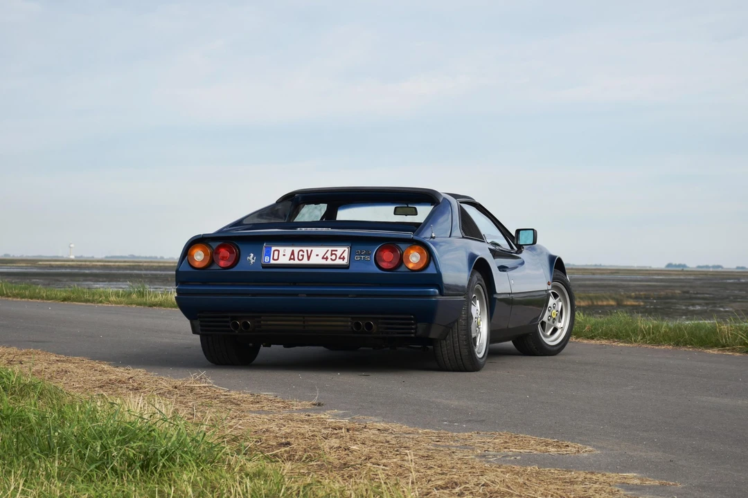 1989 Ferrari 328 GTS - Image 12 of 31