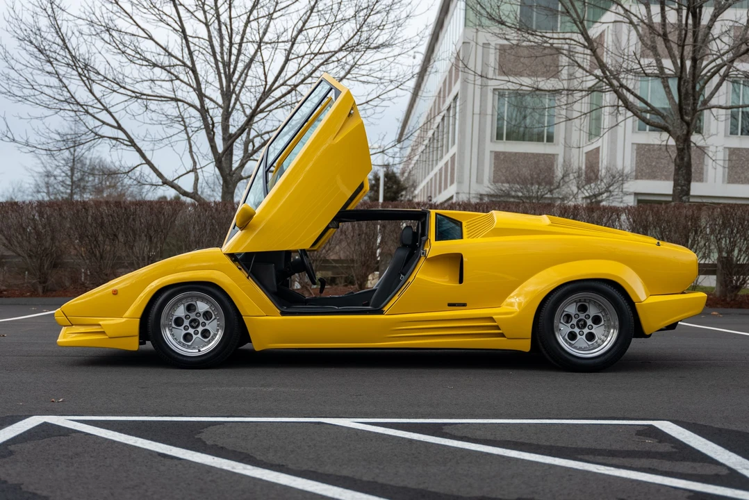 1989 Lamborghini Countach 25th Anniversary Edition - Image 23 of 31
