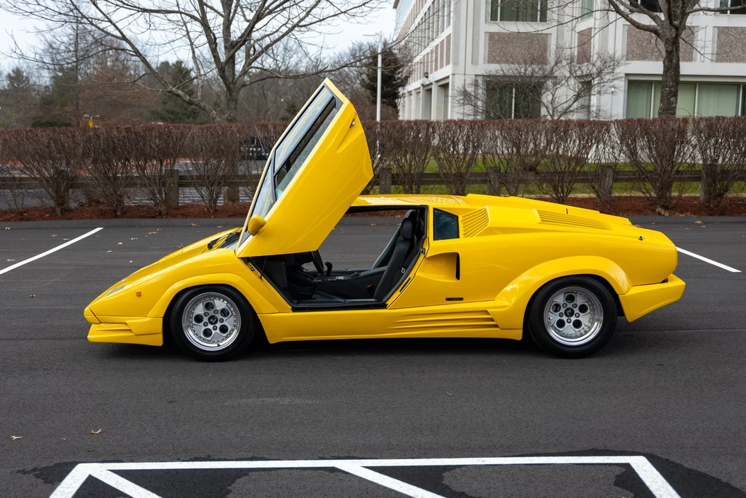 1989 Lamborghini Countach 25th Anniversary Edition - Image 22 of 31