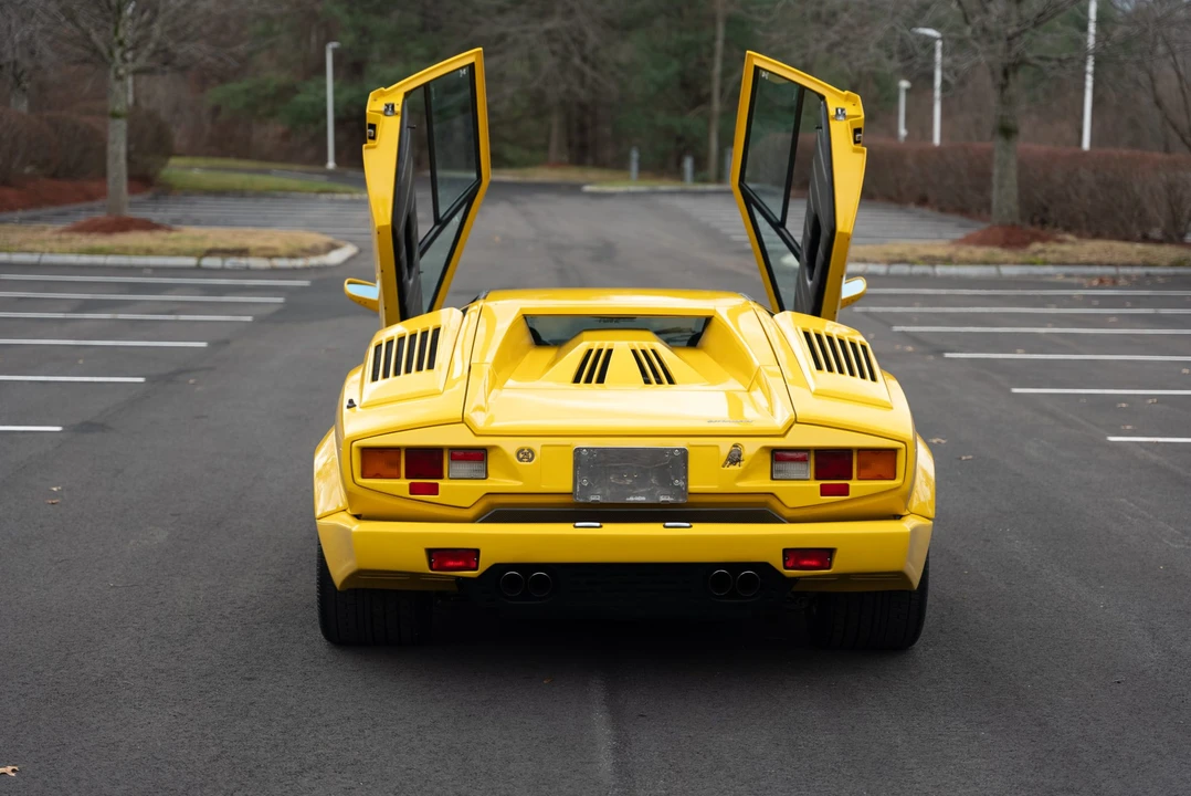 1989 Lamborghini Countach 25th Anniversary Edition - Image 27 of 31