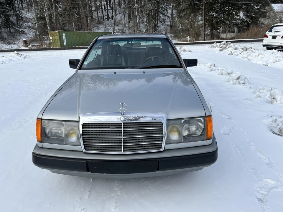 1989 Mercedes-Benz W124 E-Class - Image 28 of 31
