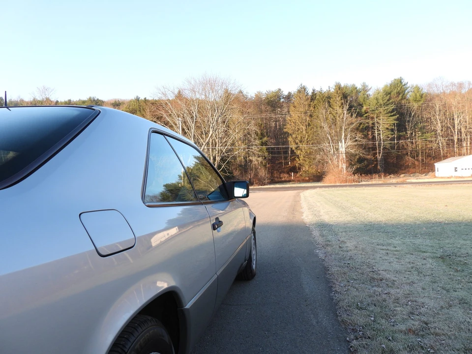 1989 Mercedes-Benz W124 E-Class - Image 21 of 31