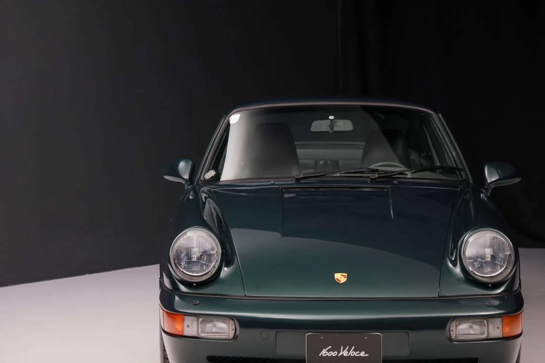 1989 Porsche 964 Carrera 4 - Image 14 of 31