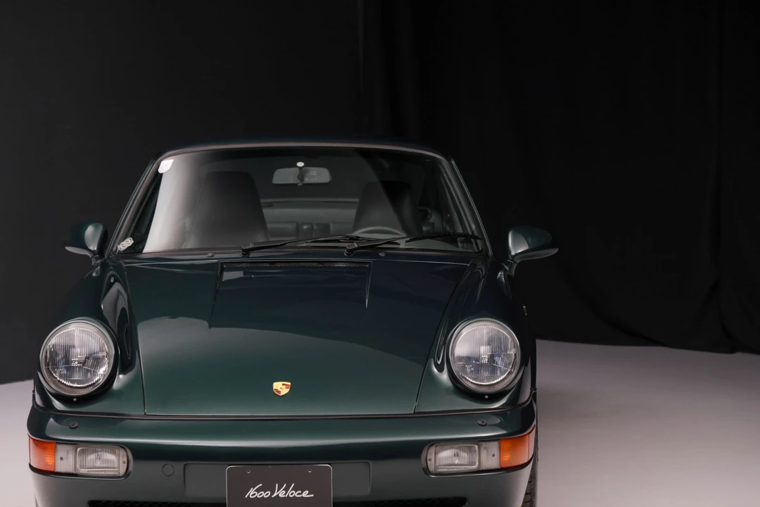 1989 Porsche 964 Carrera 4 - Image 15 of 31