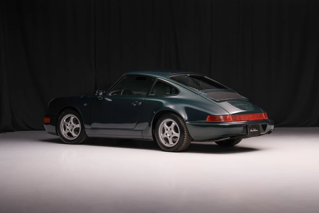 1989 Porsche 964 Carrera 4 - Image 10 of 31