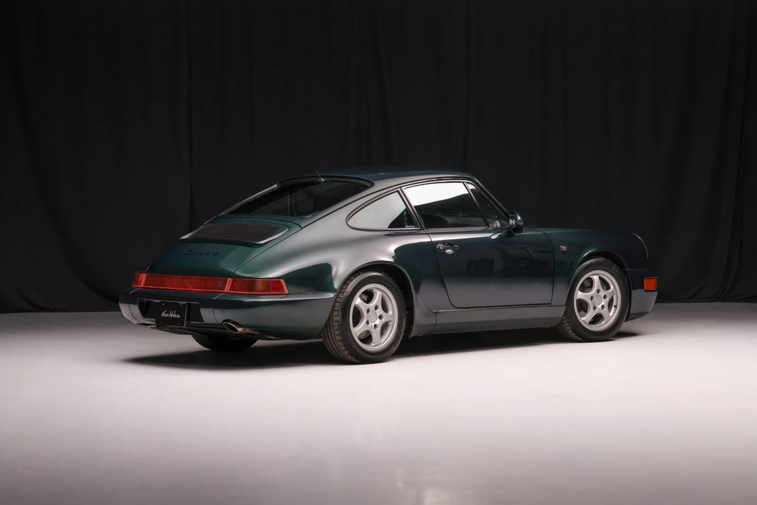 1989 Porsche 964 Carrera 4 - Image 7 of 31