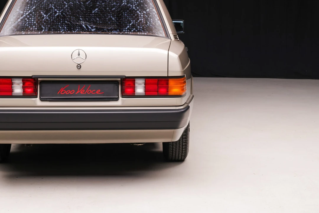 1990 Mercedes-Benz 190E - Image 30 of 31