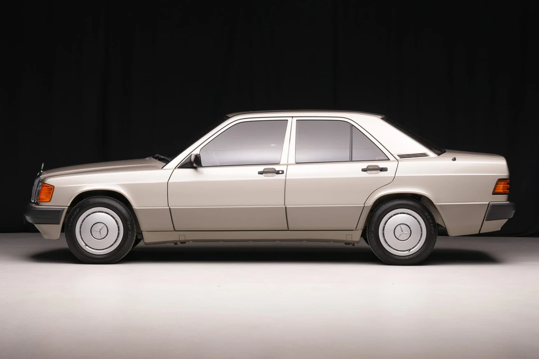 1990 Mercedes-Benz 190E - Image 4 of 31