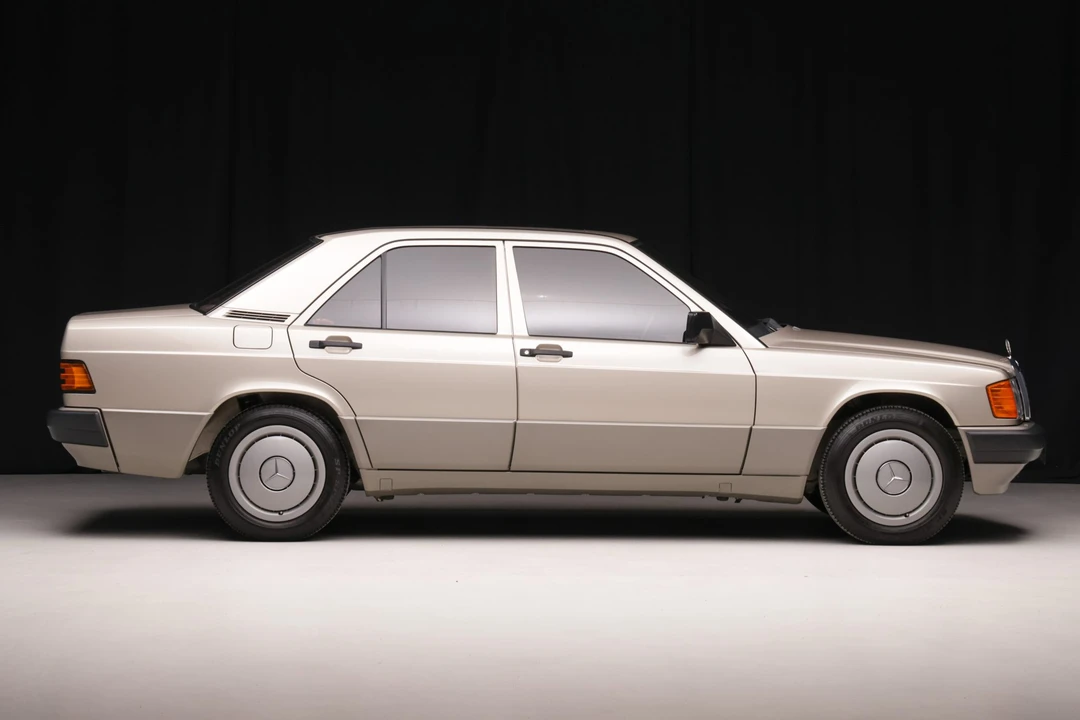 1990 Mercedes-Benz 190E - Image 10 of 31