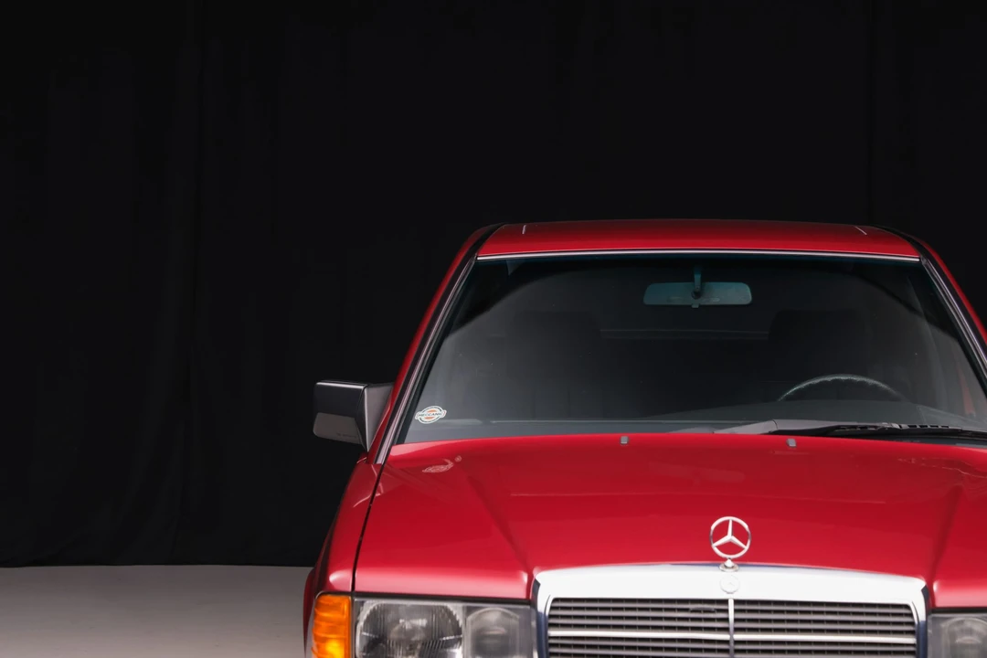1990 Mercedes-Benz 190E - Image 17 of 31