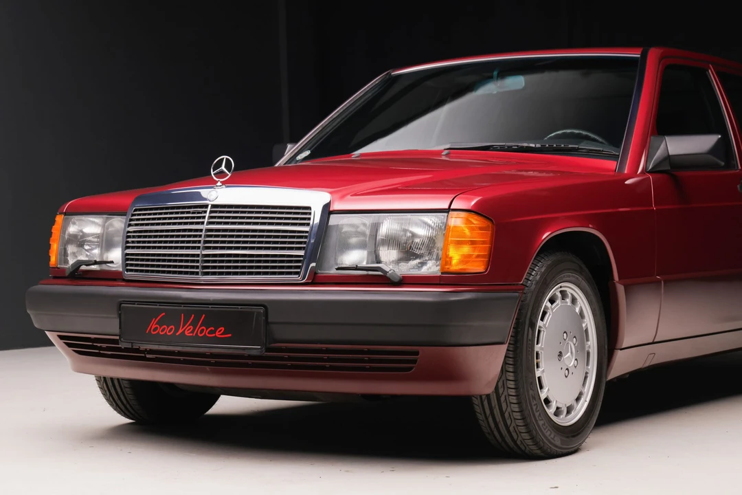 1990 Mercedes-Benz 190E - Image 23 of 31