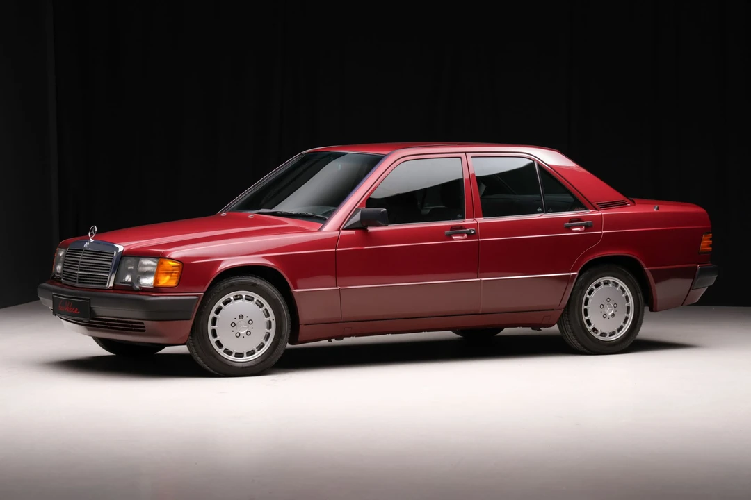 1990 Mercedes-Benz 190E - Image 3 of 31