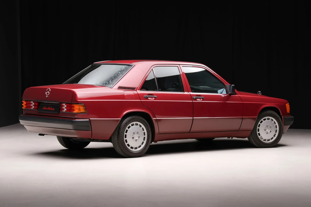 1990 Mercedes-Benz 190E - Image 9 of 31