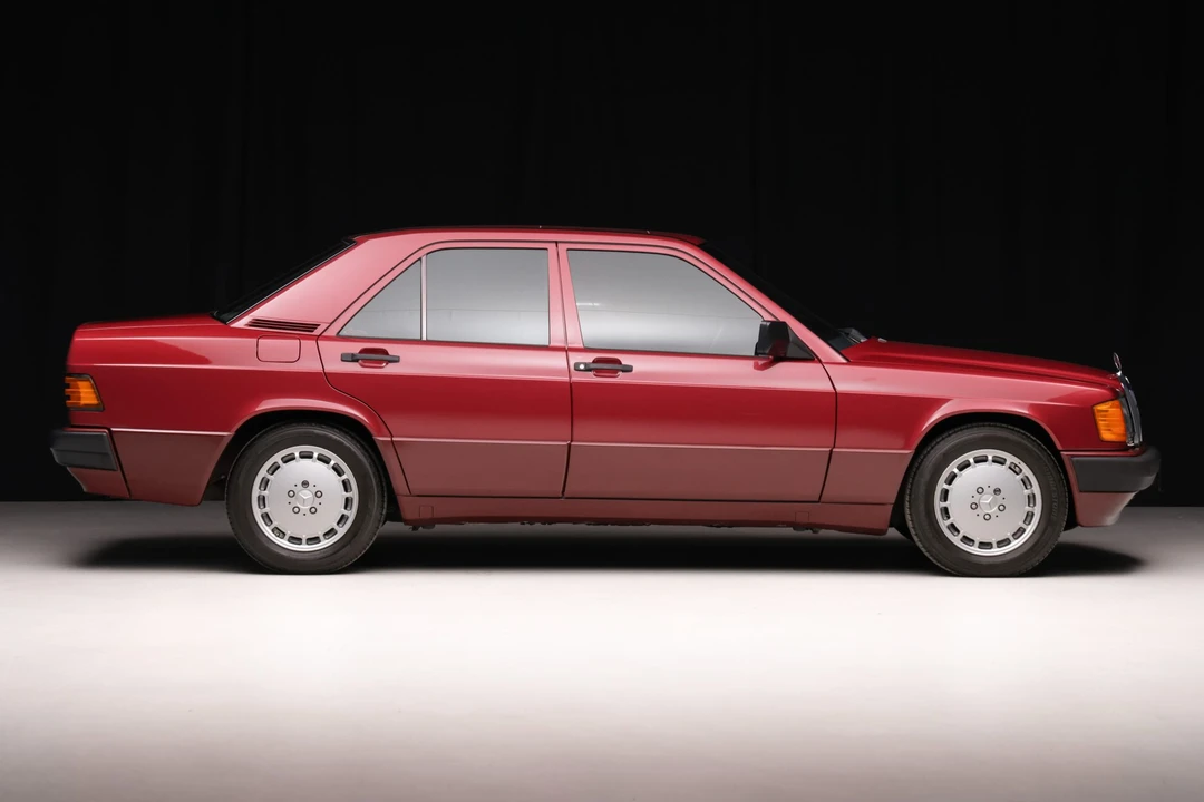 1990 Mercedes-Benz 190E - Image 10 of 31