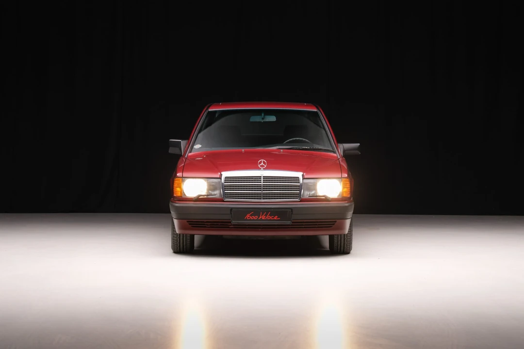 1990 Mercedes-Benz 190E - Image 15 of 31