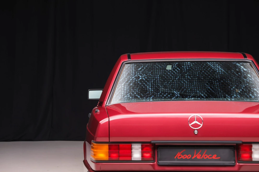1990 Mercedes-Benz 190E - Image 28 of 31