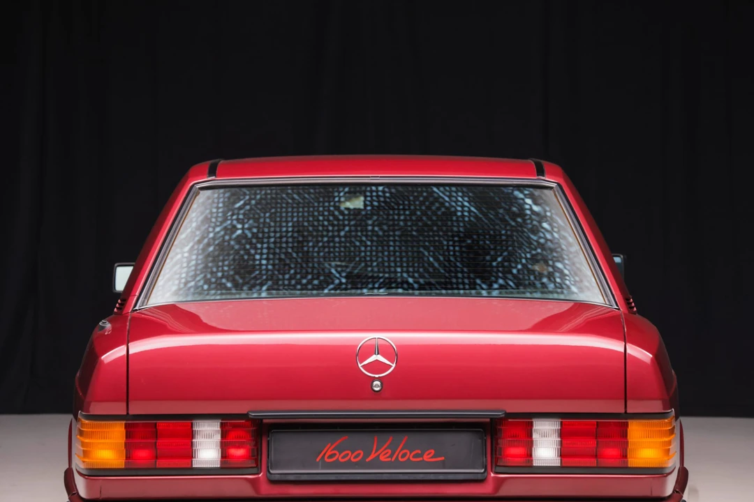 1990 Mercedes-Benz 190E - Image 29 of 31