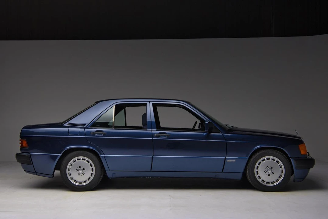 1990 Mercedes-Benz 190E - Image 24 of 31