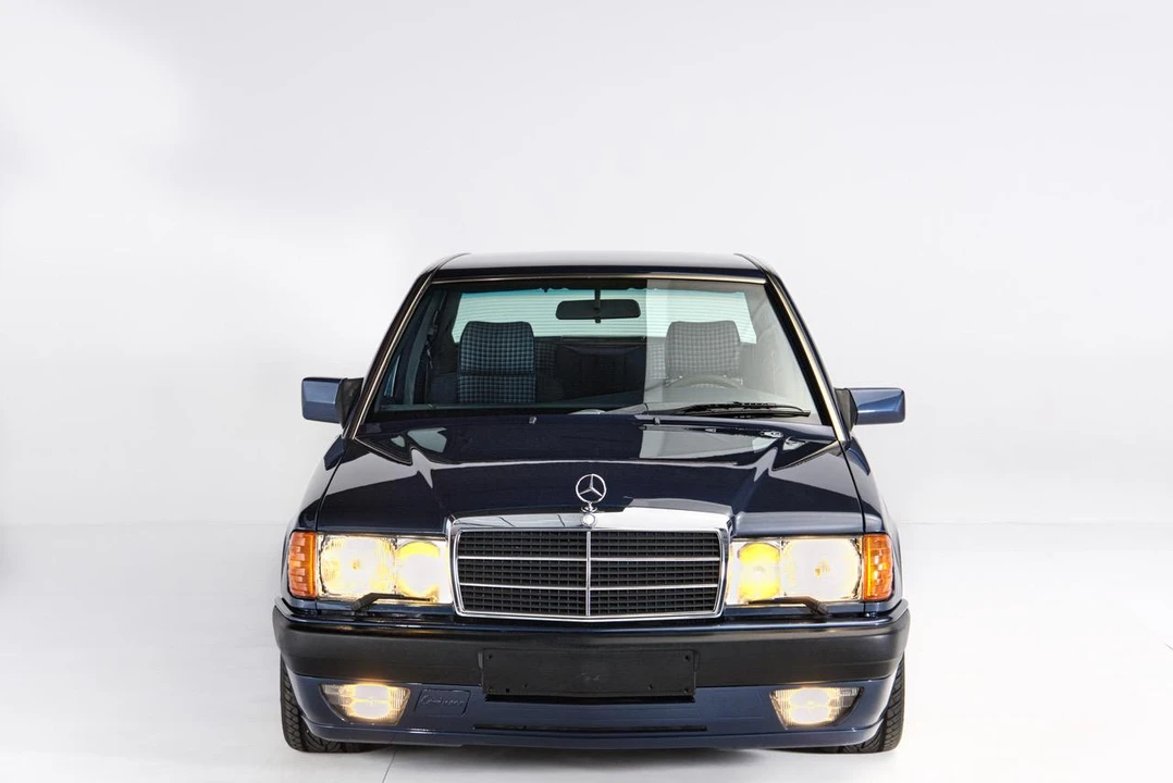 1990 Mercedes-Benz 190E - Image 3 of 31