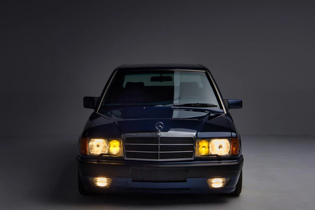 1990 Mercedes-Benz 190E - Image 16 of 31