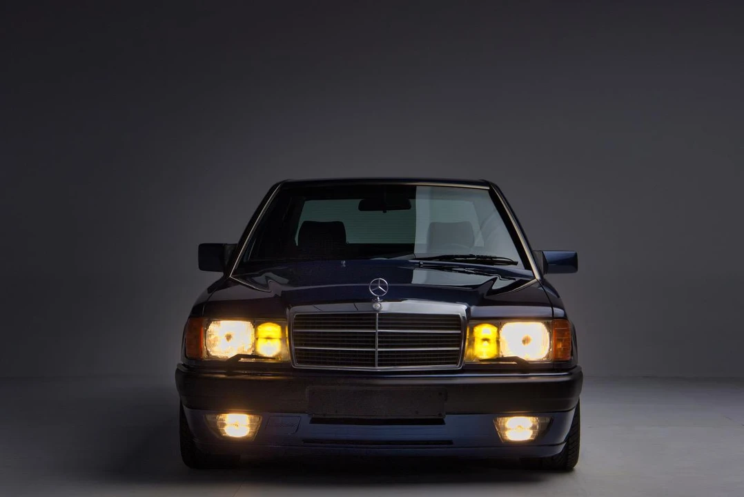 1990 Mercedes-Benz 190E - Image 17 of 31