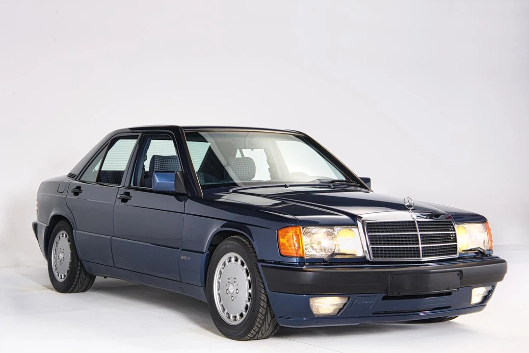 1990 Mercedes-Benz 190E - Image 15 of 31