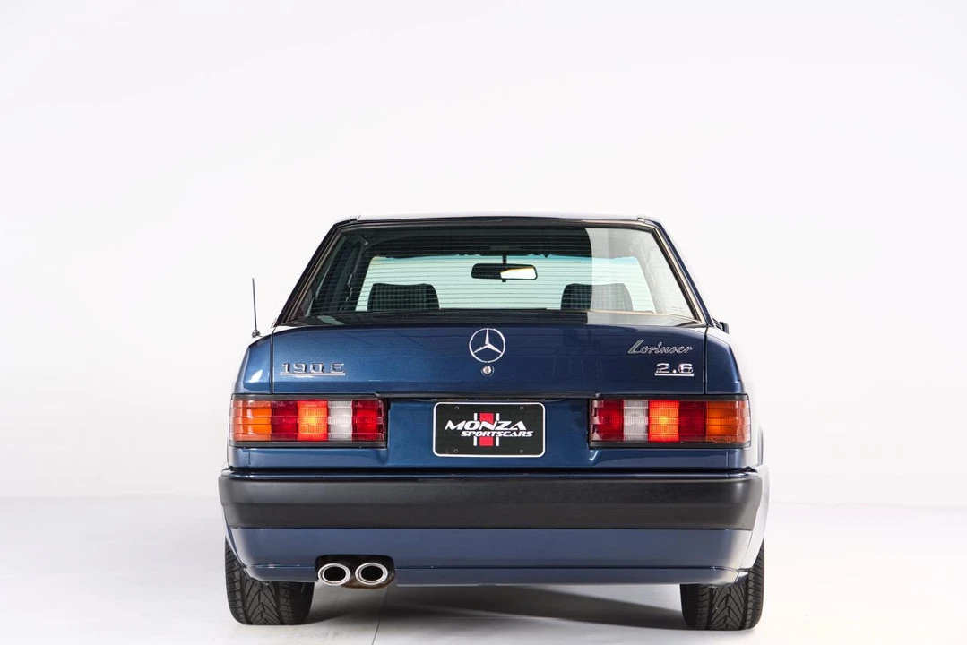1990 Mercedes-Benz 190E - Image 10 of 31
