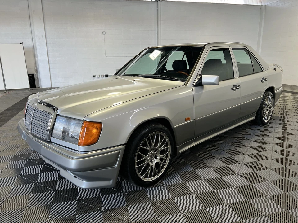 1990 Mercedes-Benz W124 E-Class - Image 2 of 31