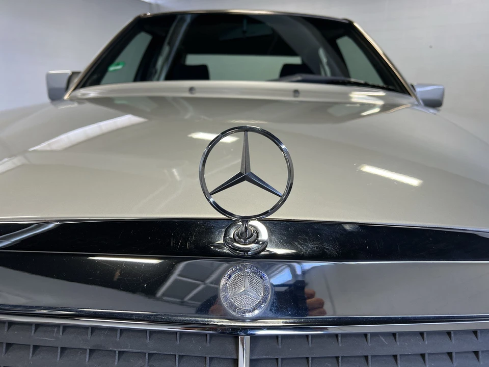 1990 Mercedes-Benz W124 E-Class - Image 18 of 31