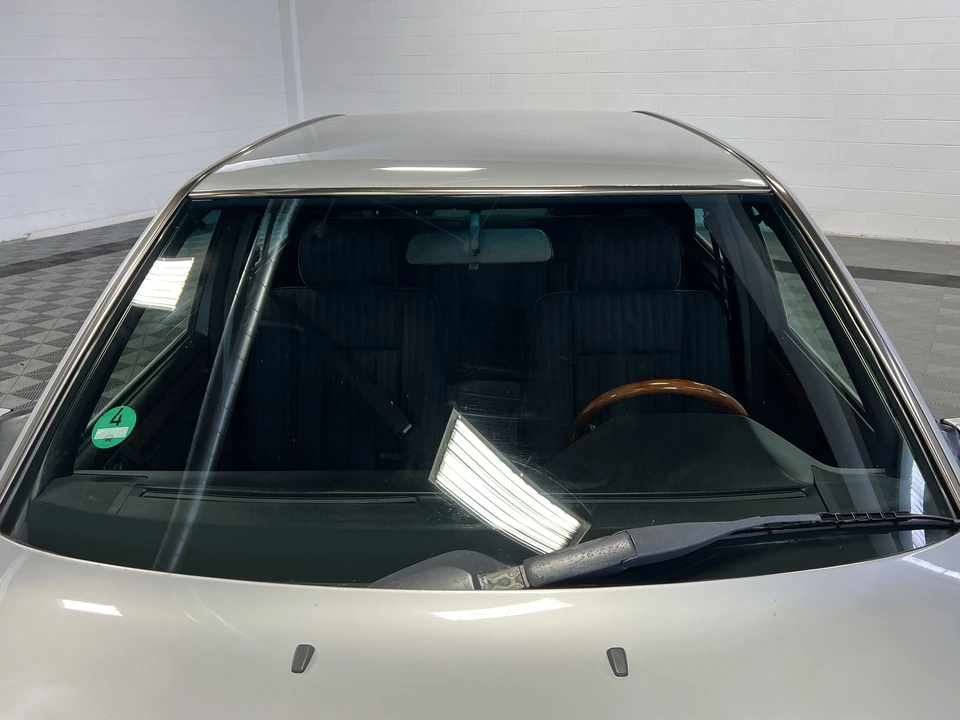 1990 Mercedes-Benz W124 E-Class - Image 17 of 31