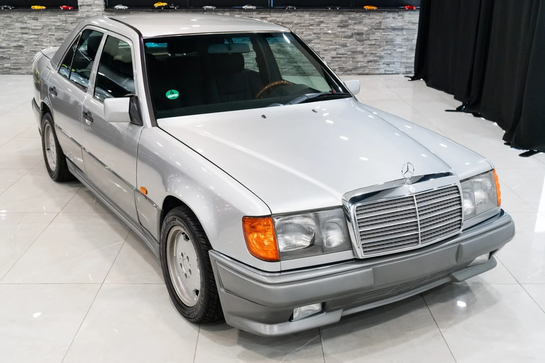 1990 Mercedes-Benz W124 E-Class - Image 27 of 31